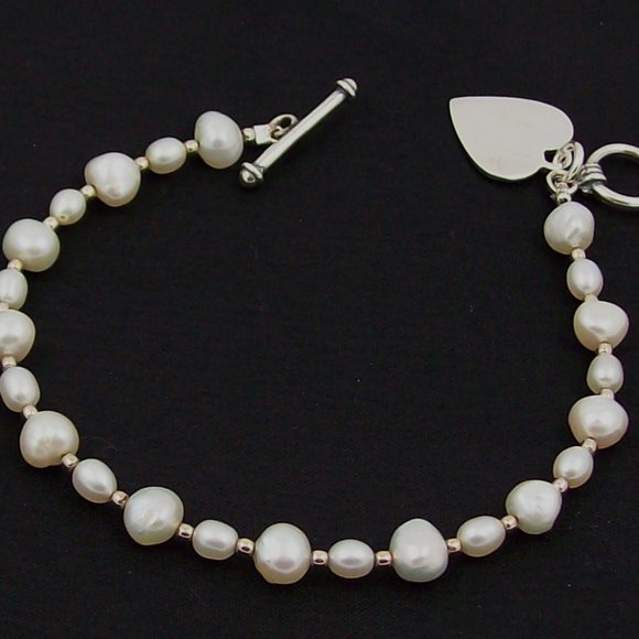 QVC Jewelry - Pearl Toggle Bracelet w/Heart Charm QVC Jewelry - Pearl Toggle Bracelet w/Heart Charm